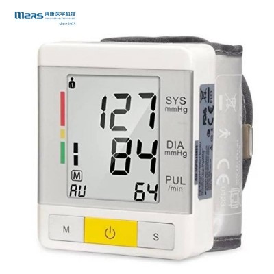 东莞跨境供应 医用精度蓝牙家用腕式电子血压计高压监测仪血压器